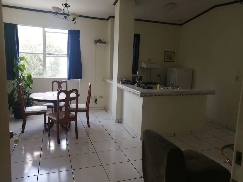 Photo - Hotel Villa Serena San Benito