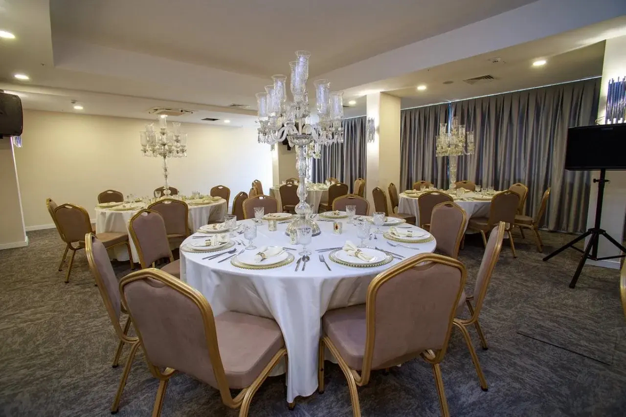 Photo - Best Western Izmir Hotel
