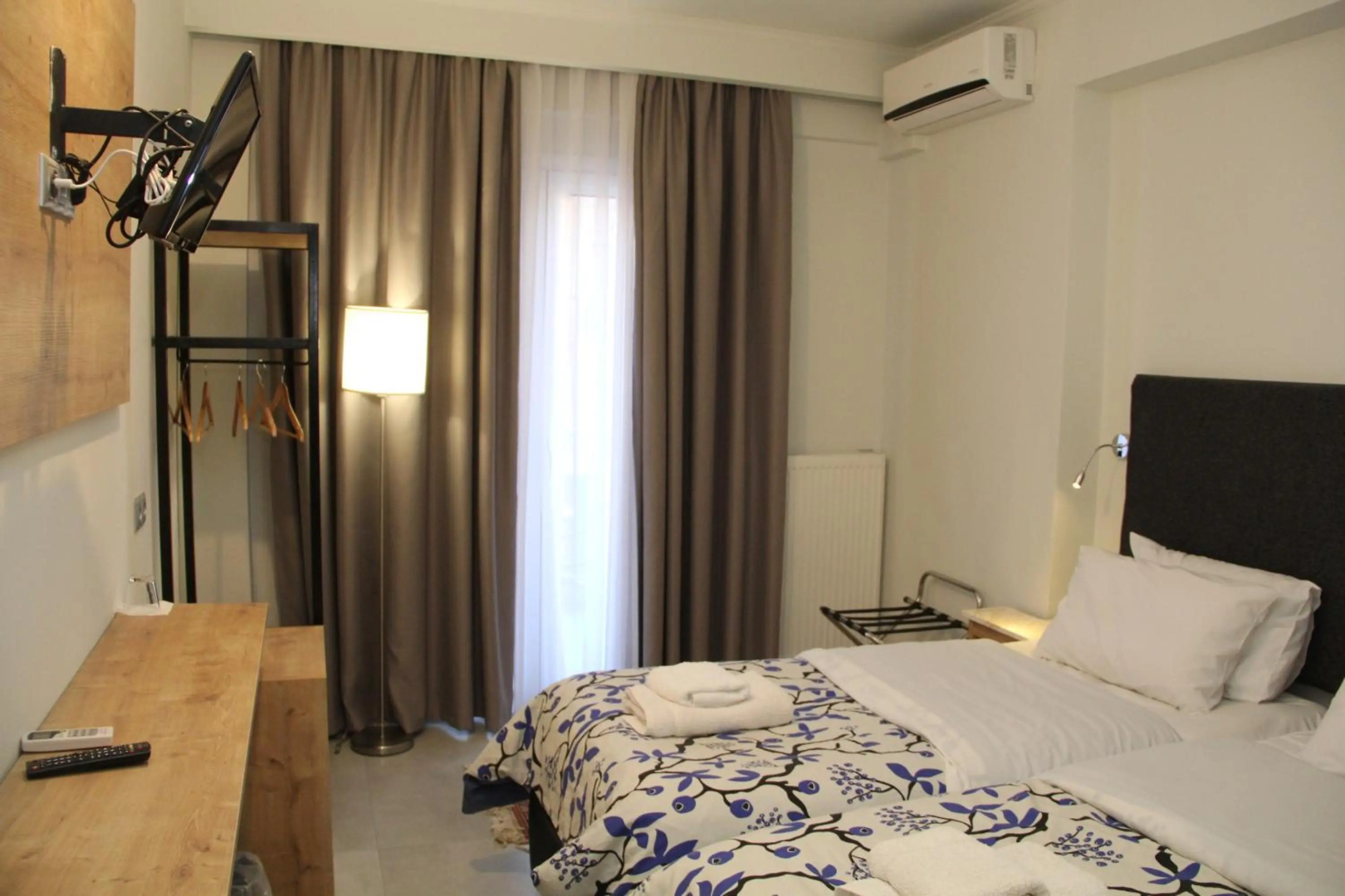 Photo - Alexiou Hotel