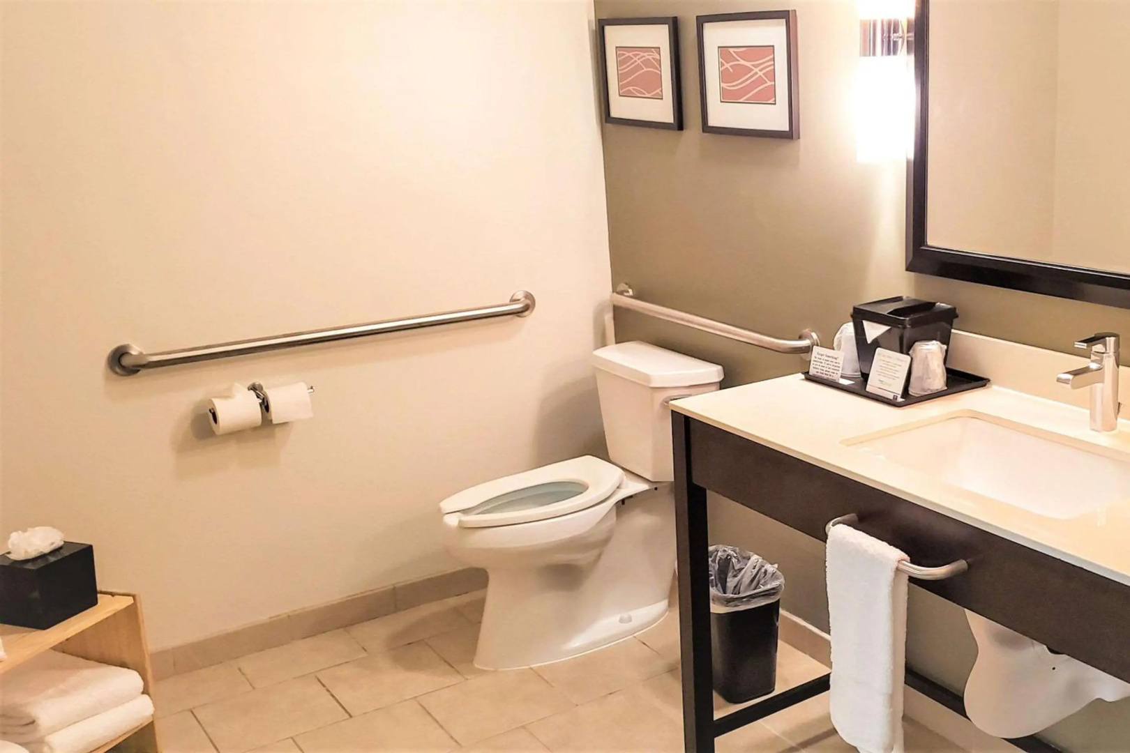 Foto - Comfort Inn & Suites Near Universal - N. Hollywood - Burbank