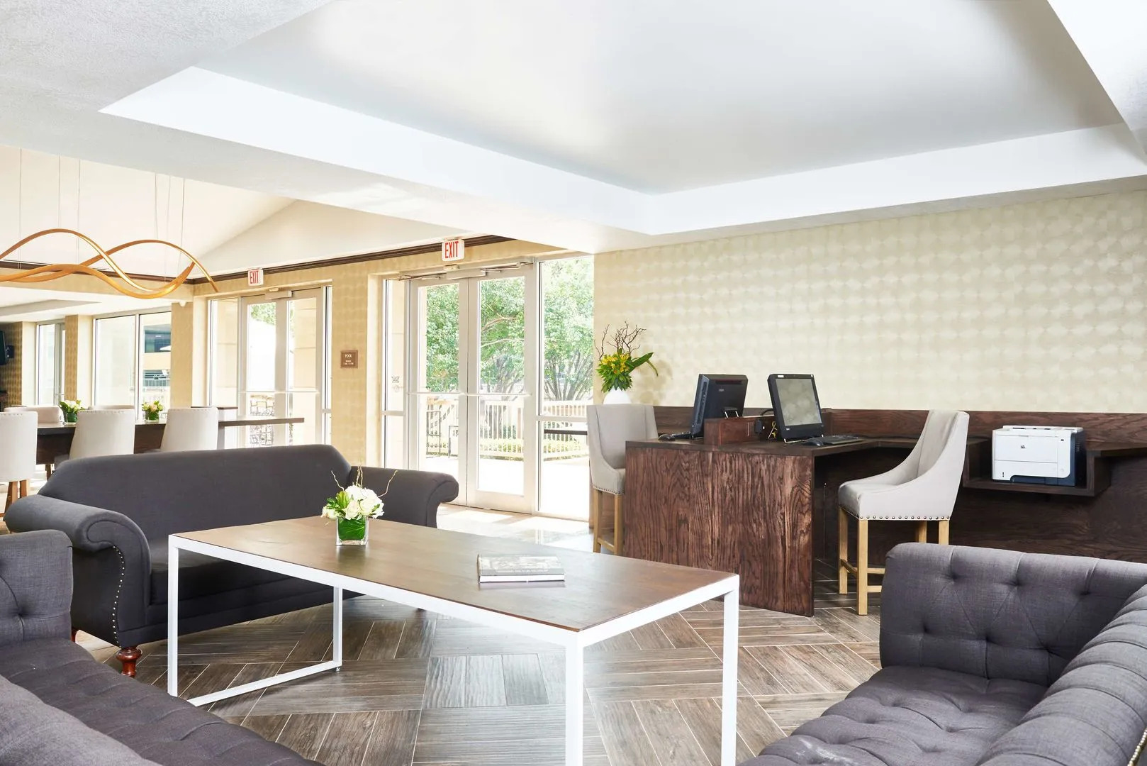 Foto - DoubleTree by Hilton Dallas Market Center