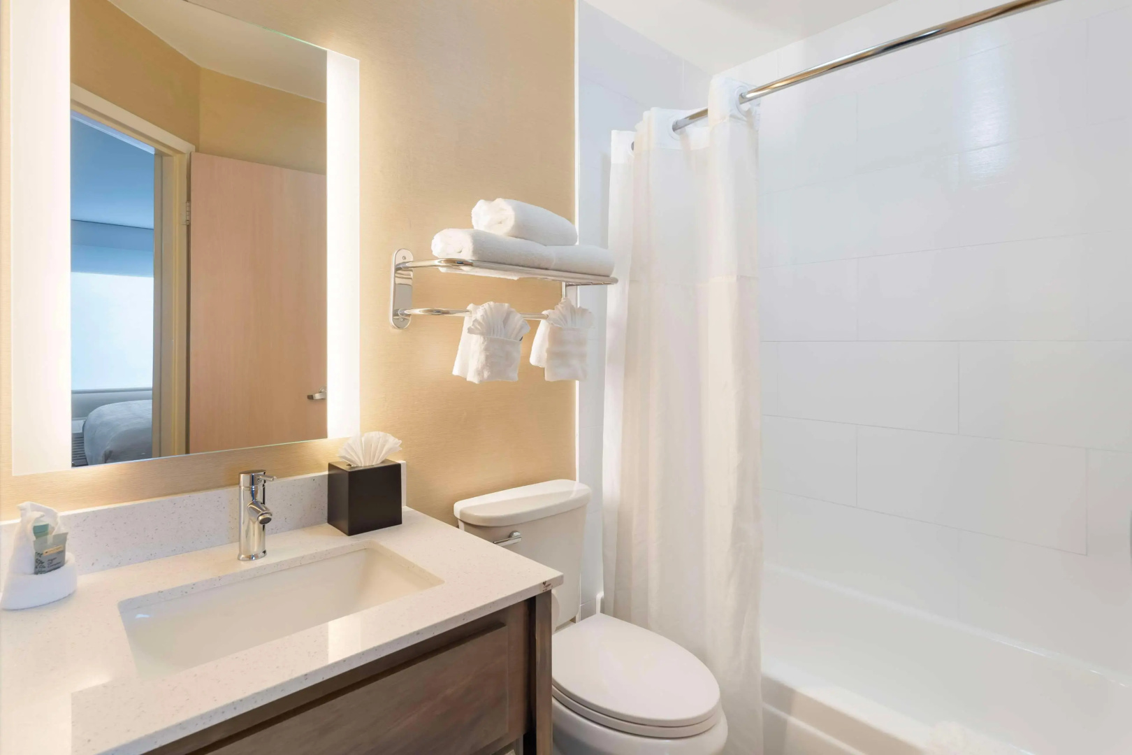 Photo - Best Western Glenview - Chicagoland Inn and Suites