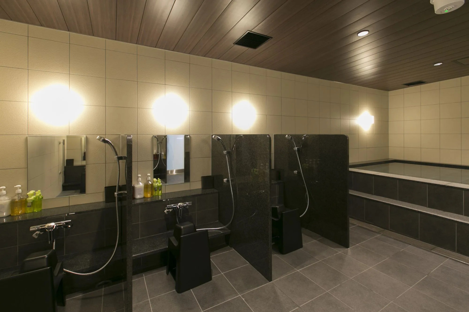 Photo - First Cabin Nishi Umeda