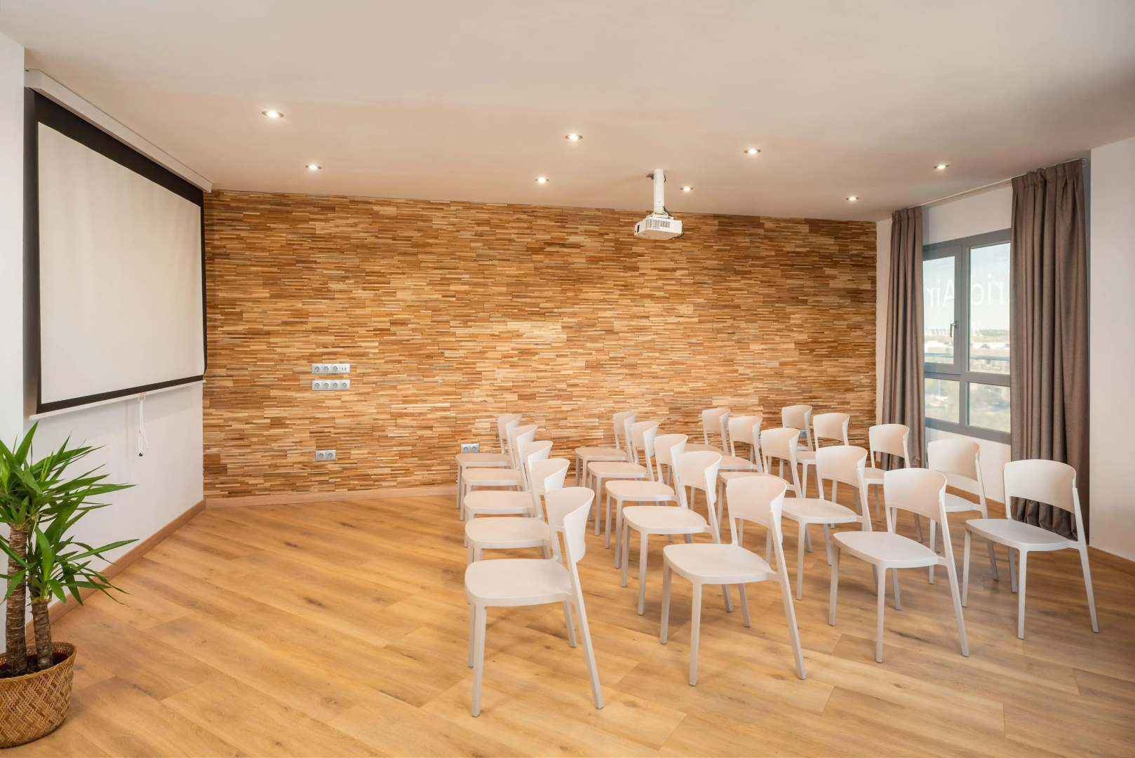 Foto - Madrid Airport Suites, Affiliated by Meliá