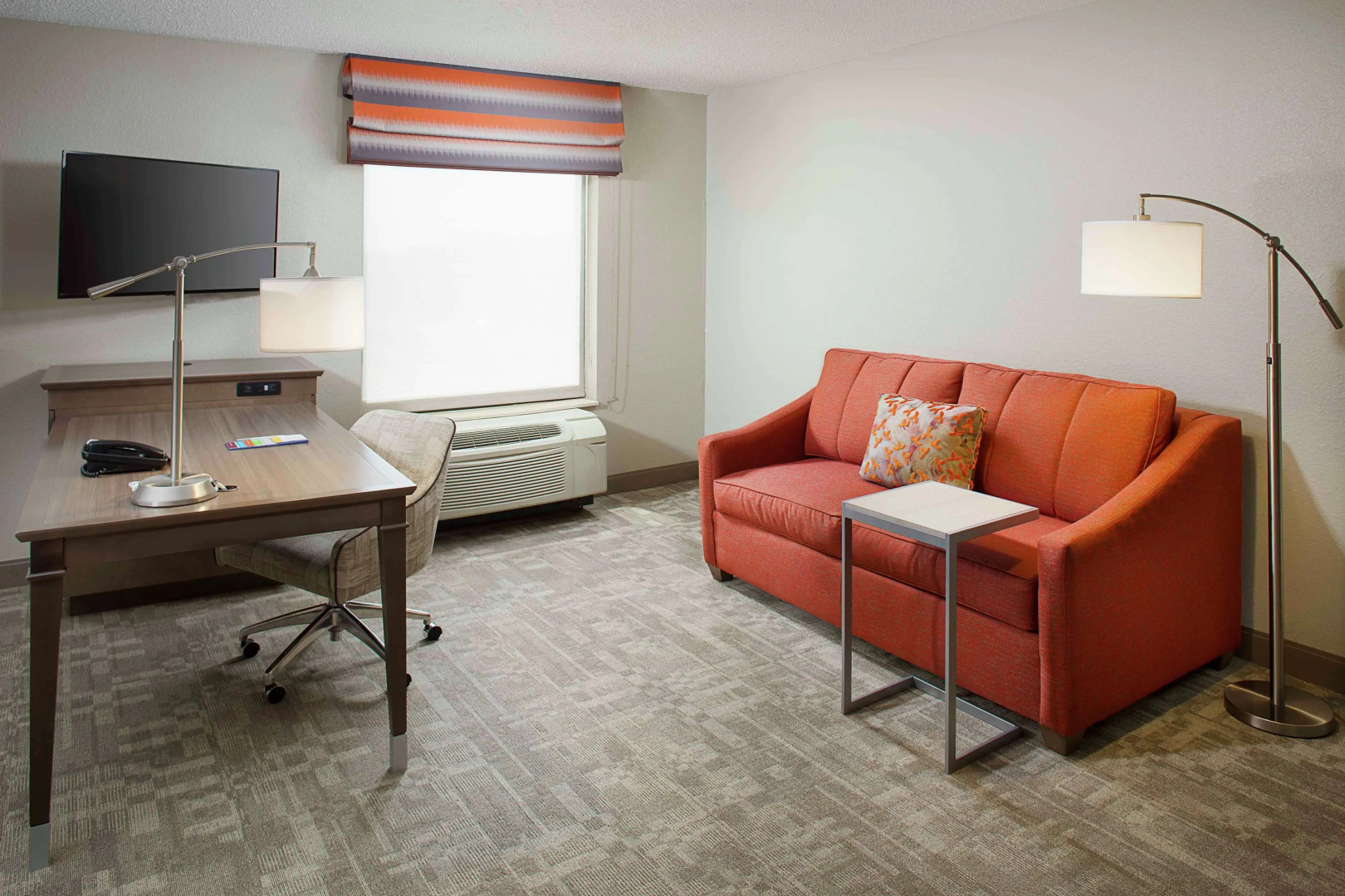 Photo - Hampton Inn Garden City Long Island