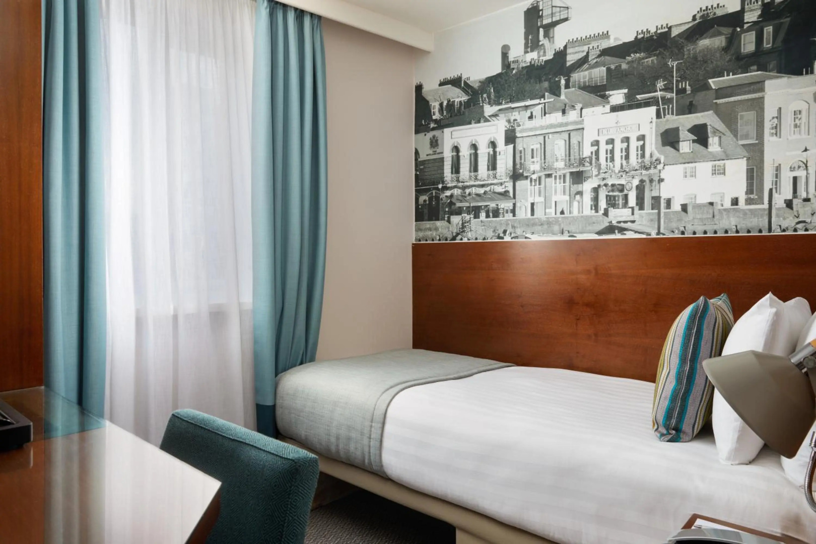 Photo - Seraphine Hammersmith Hotel