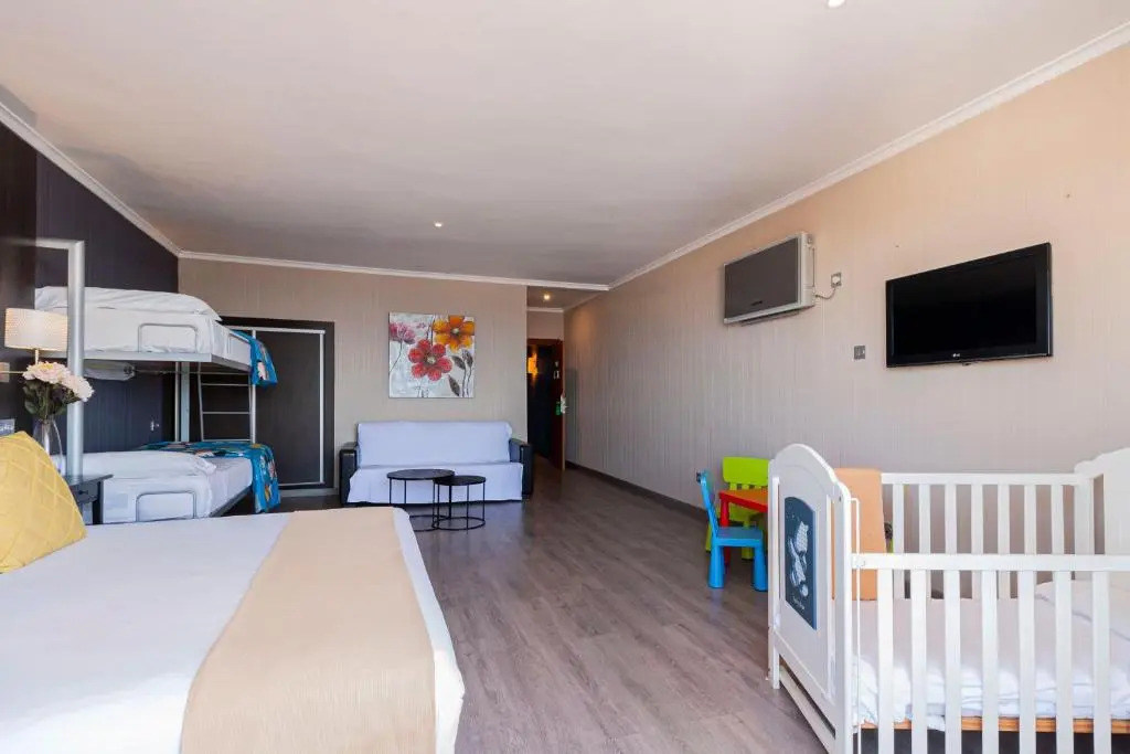 Photo - Oh Nice Ulises Ceuta