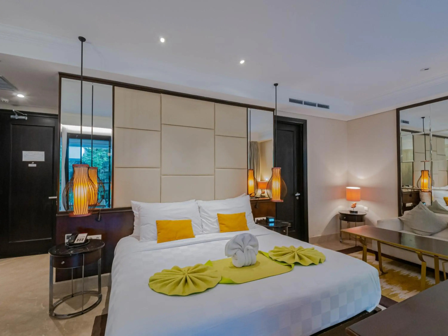 Photo - Jambuluwuk Oceano Seminyak Hotel