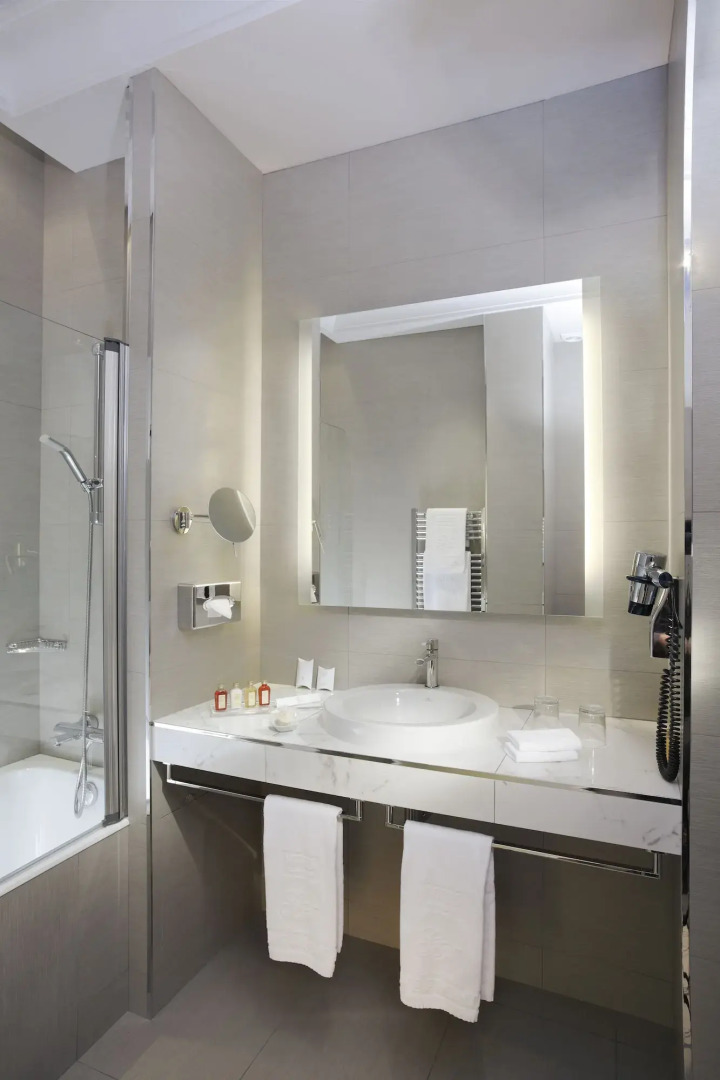 Photo - Rochester Champs Elysees