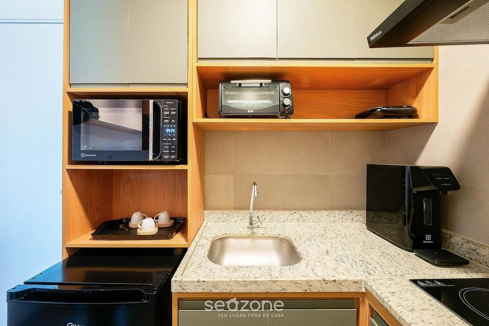Fully Equipped Apartments in a Building With a Pool and Gym, 280m From the Beach - Clfs