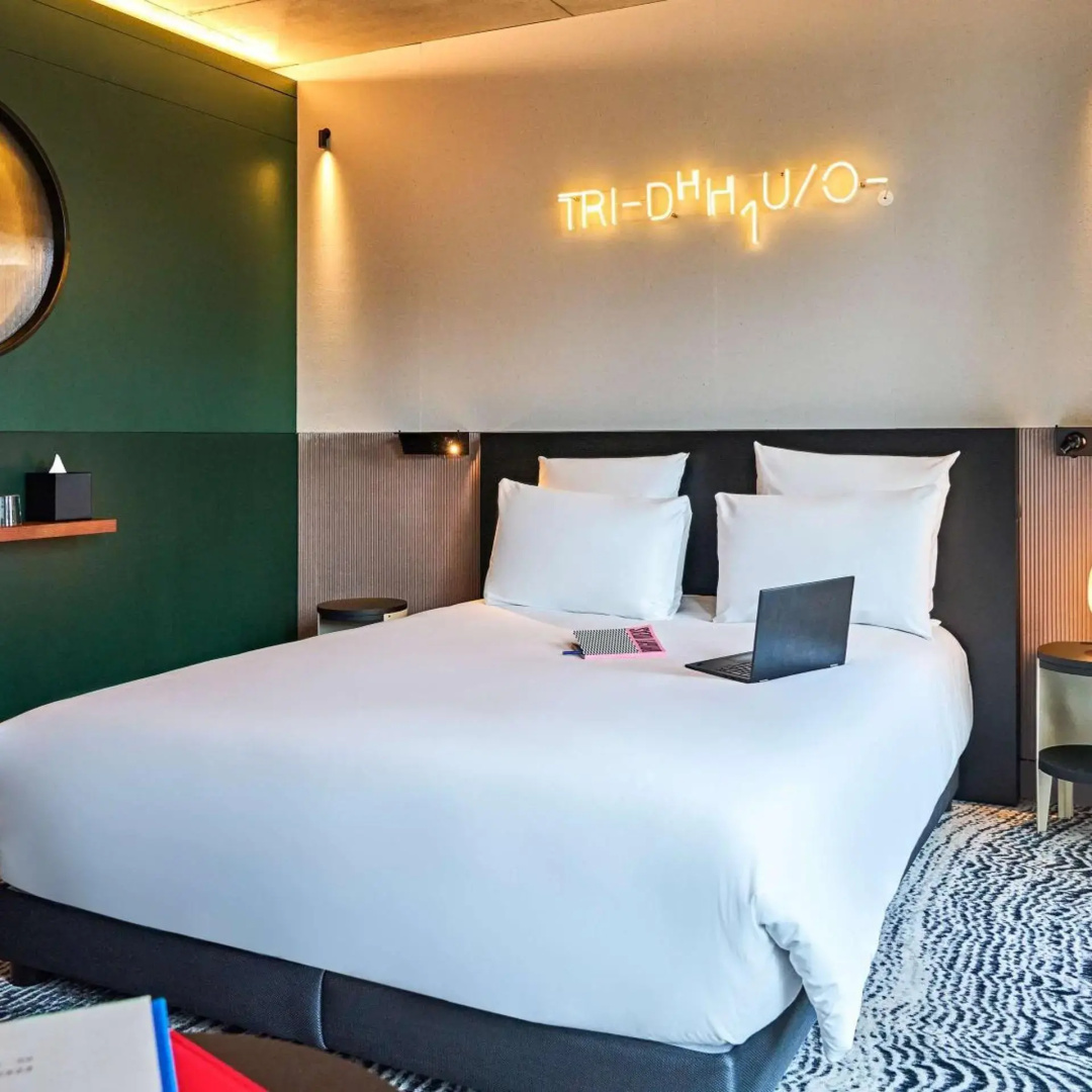 Photo - TRIBE Paris Clichy