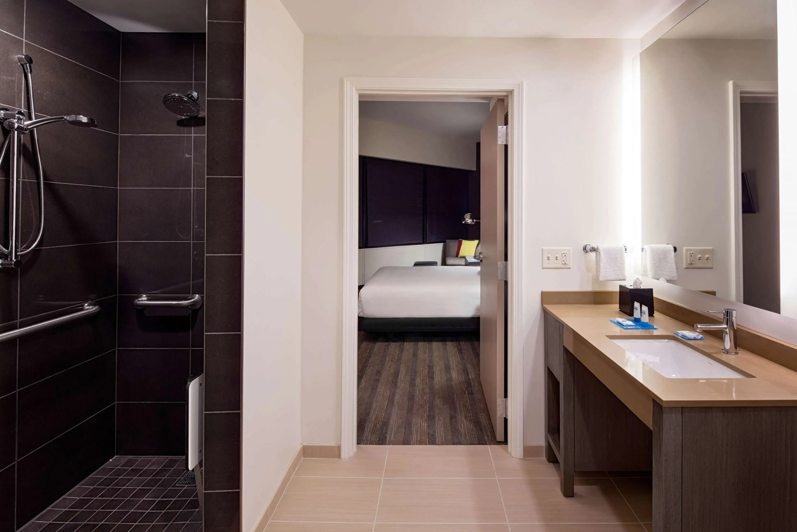 Photo - Hyatt House New Orleans/Downtown
