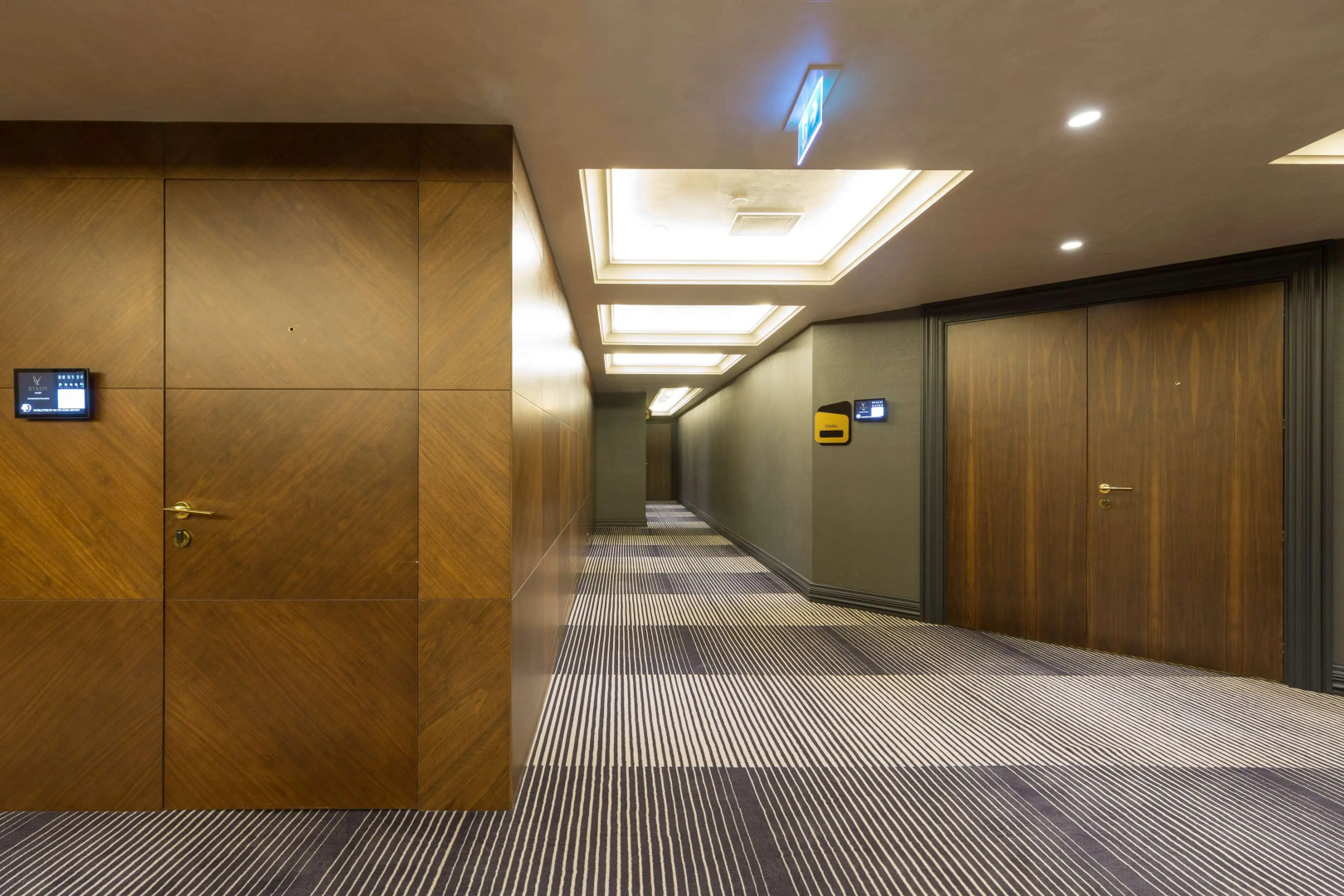 Photo - DoubleTree By Hilton Izmir Airport