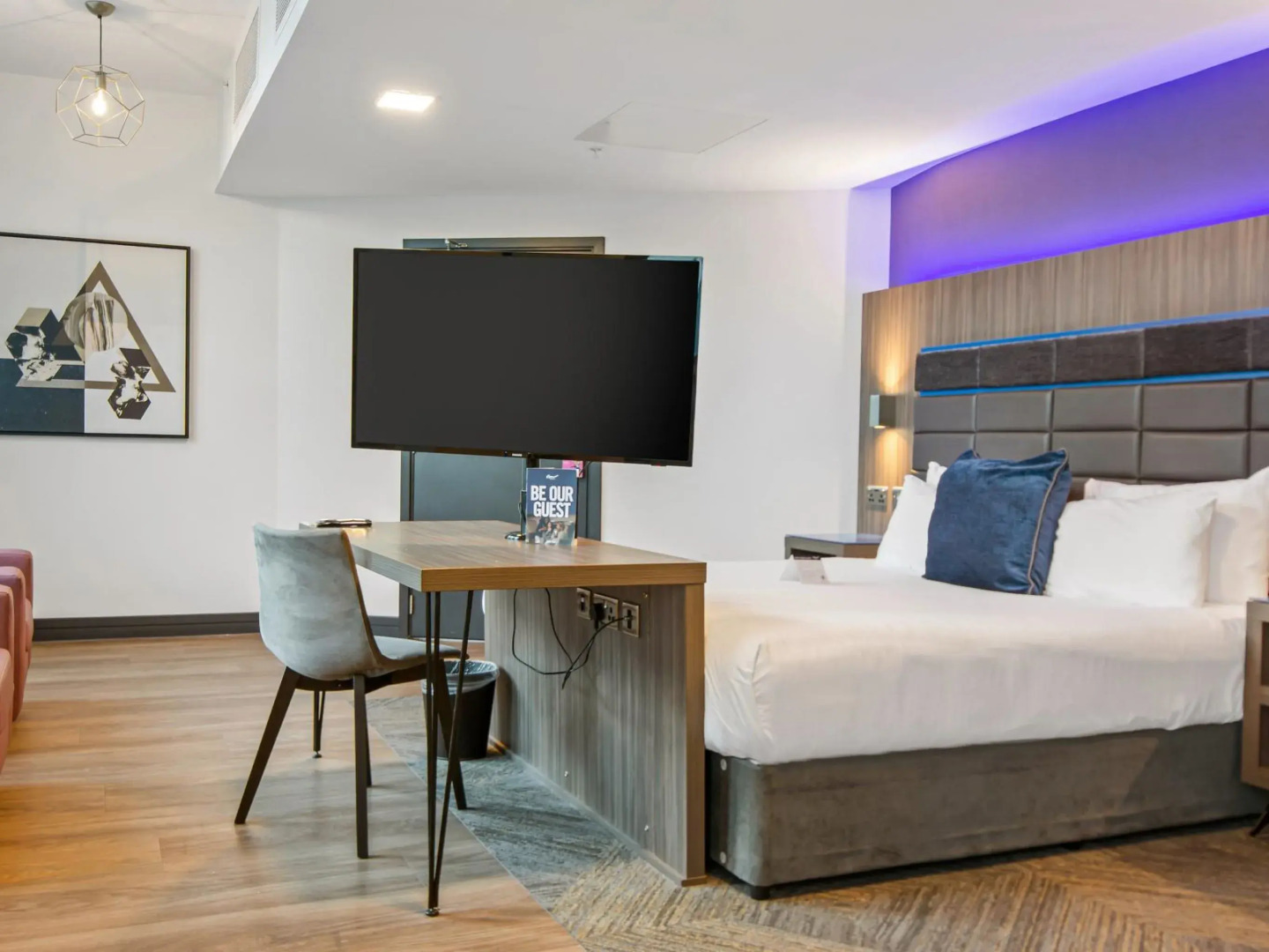 Foto - Roomzzz Manchester Victoria