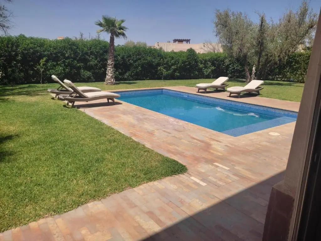 Foto - Villa isolée 4 façades avec piscine
