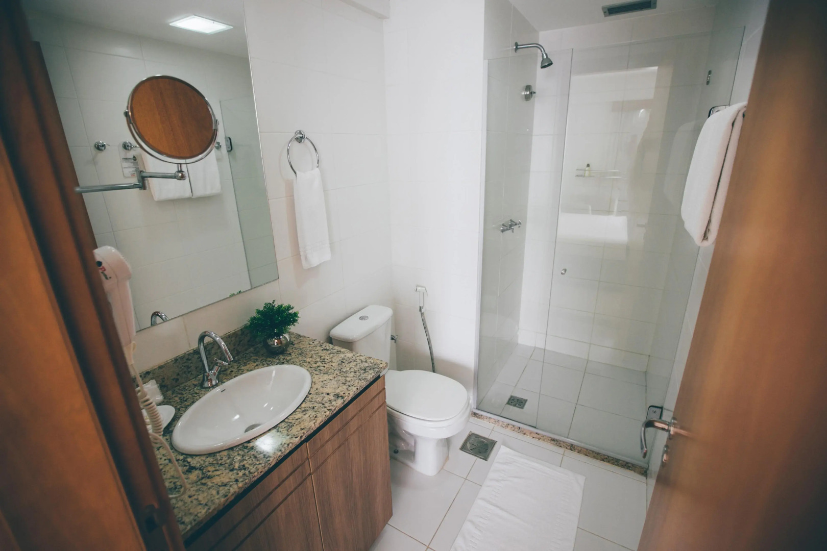 Photo - Saint Moritz Hplus Express