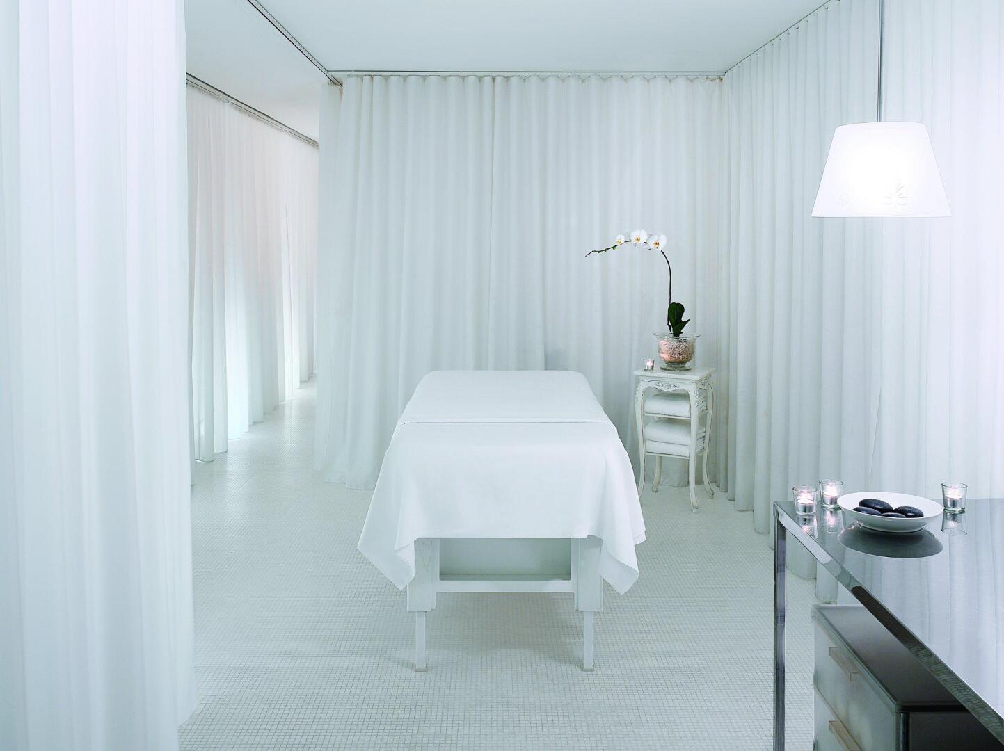 Photo - Sanderson London