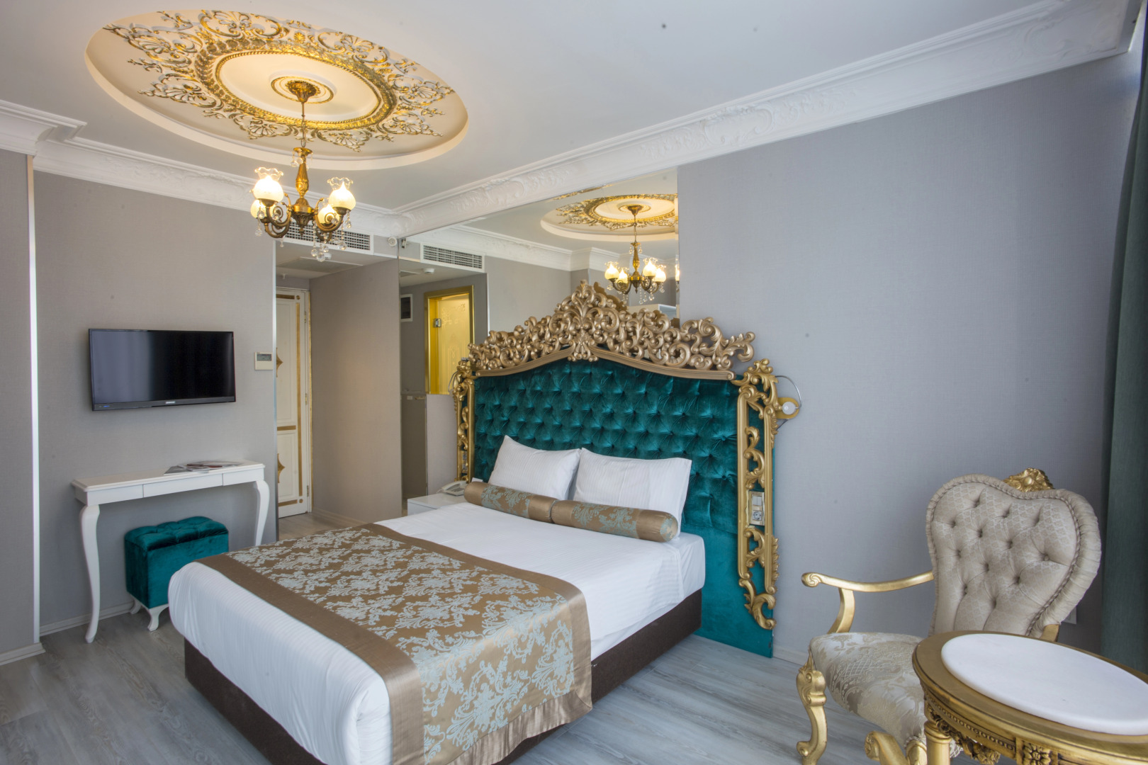 Foto - White Monarch Hotel