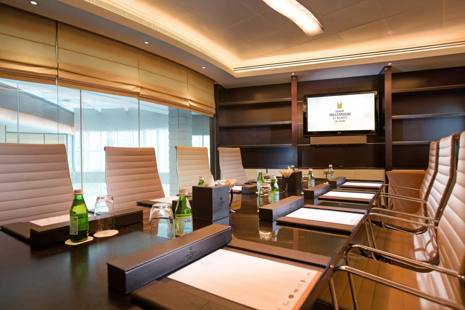 Foto - Grand Millennium Al Wahda Hotel and Executive Apartments Abu Dhabi