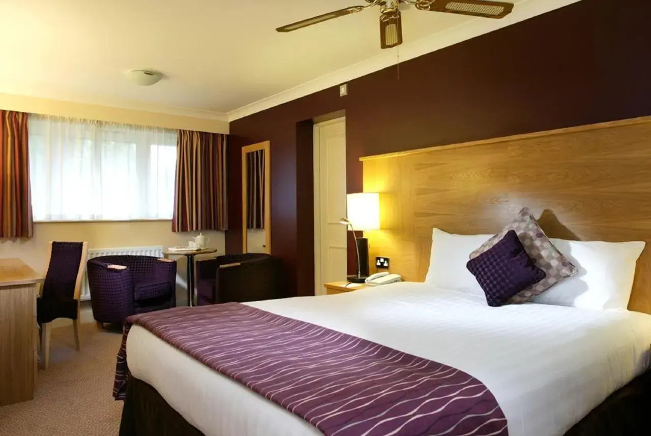 Photo - Lea Marston Hotel