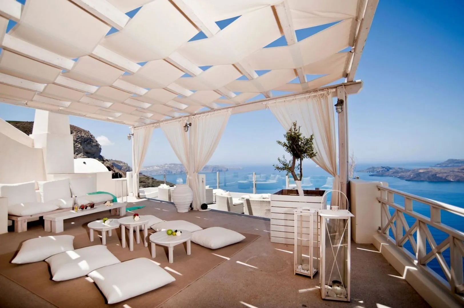 Photo - Petit Palace