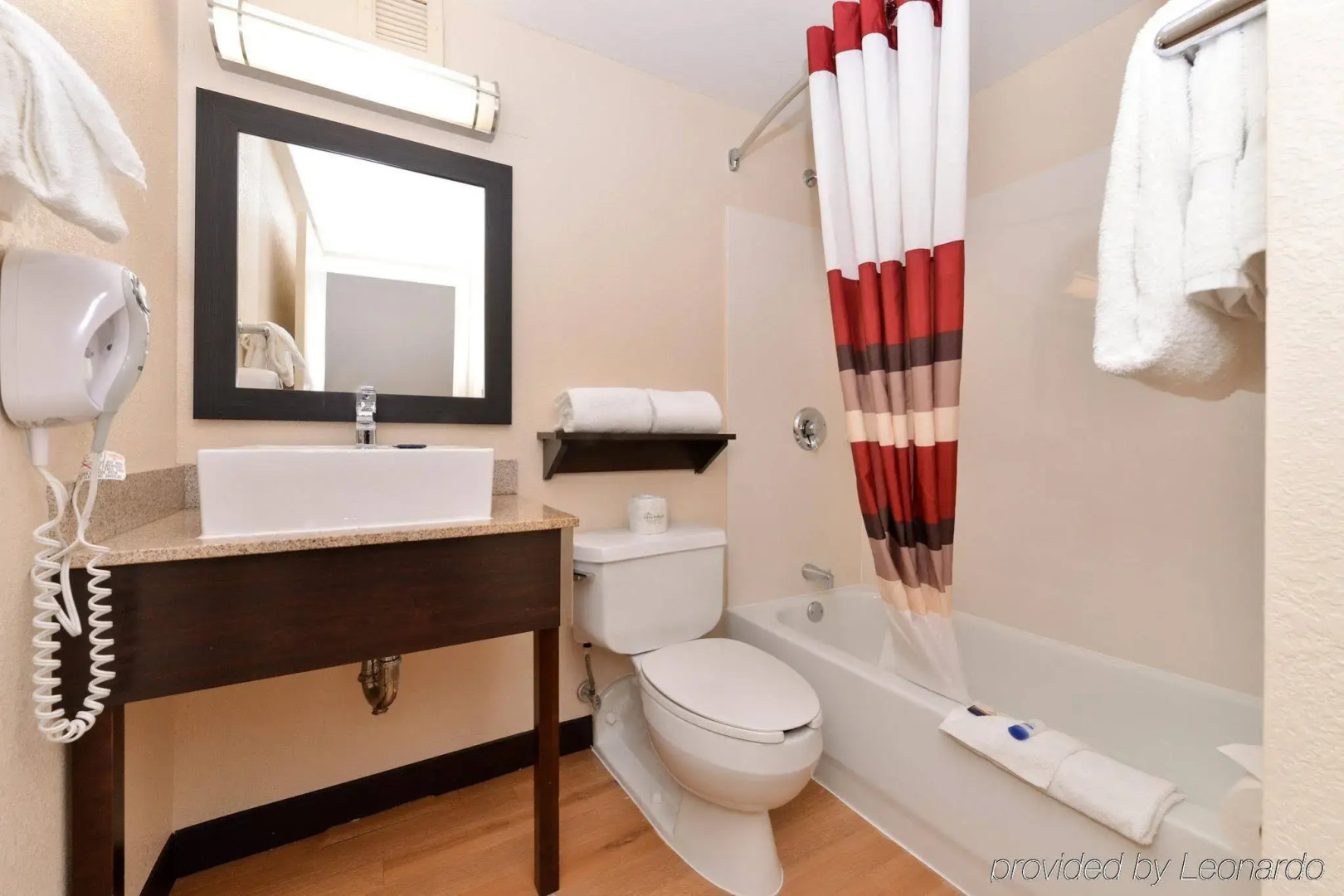 Foto - Red Roof Inn PLUS+ Boston - Woburn/ Burlington