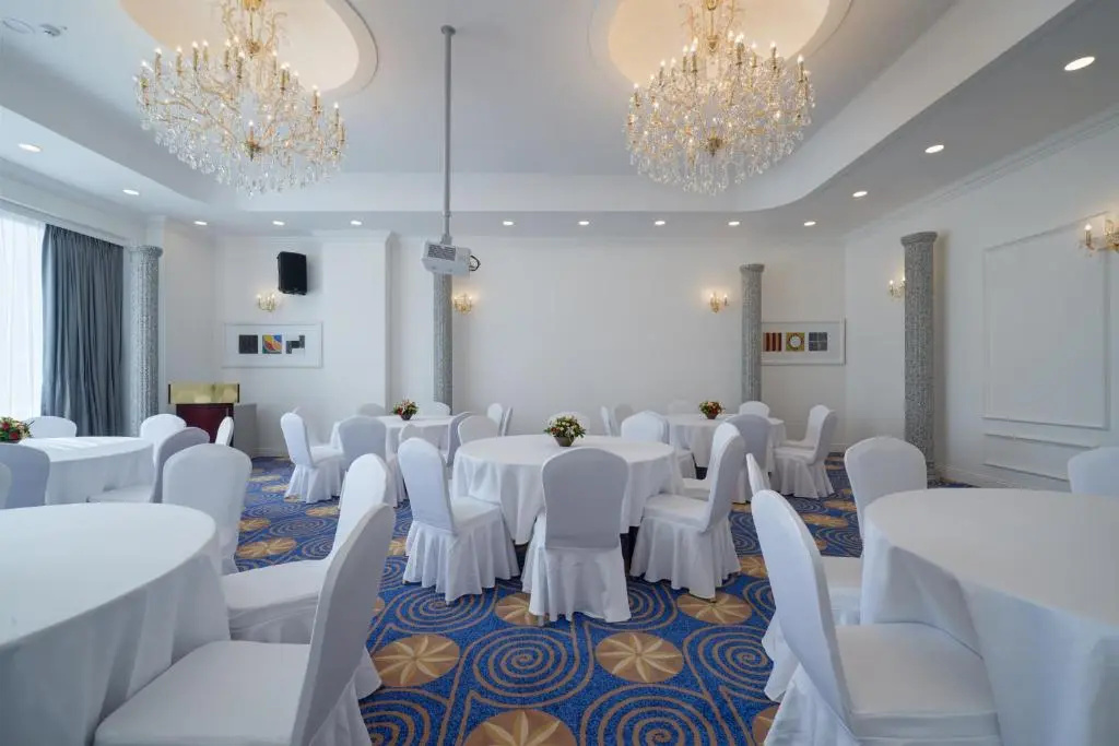 Photo - GoldOne Hotel & Suites