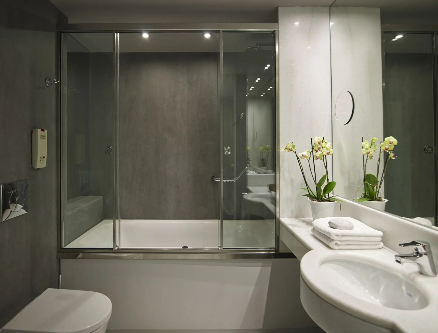 Photo - Kyma Suites Beach Hotel