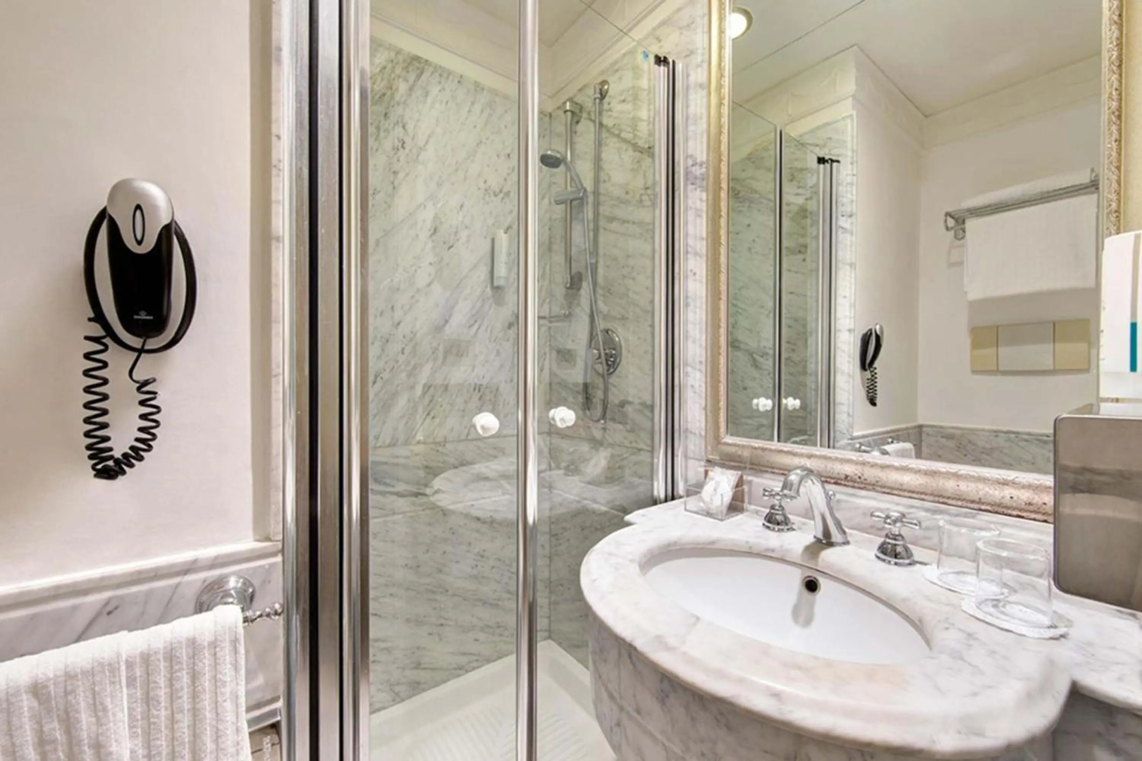 Photo - BB Hotels Smarthotel Bailey's