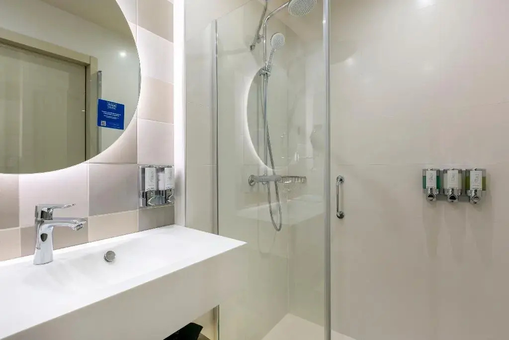 Photo - Hampton by Hilton Barcelona Fira Gran Via