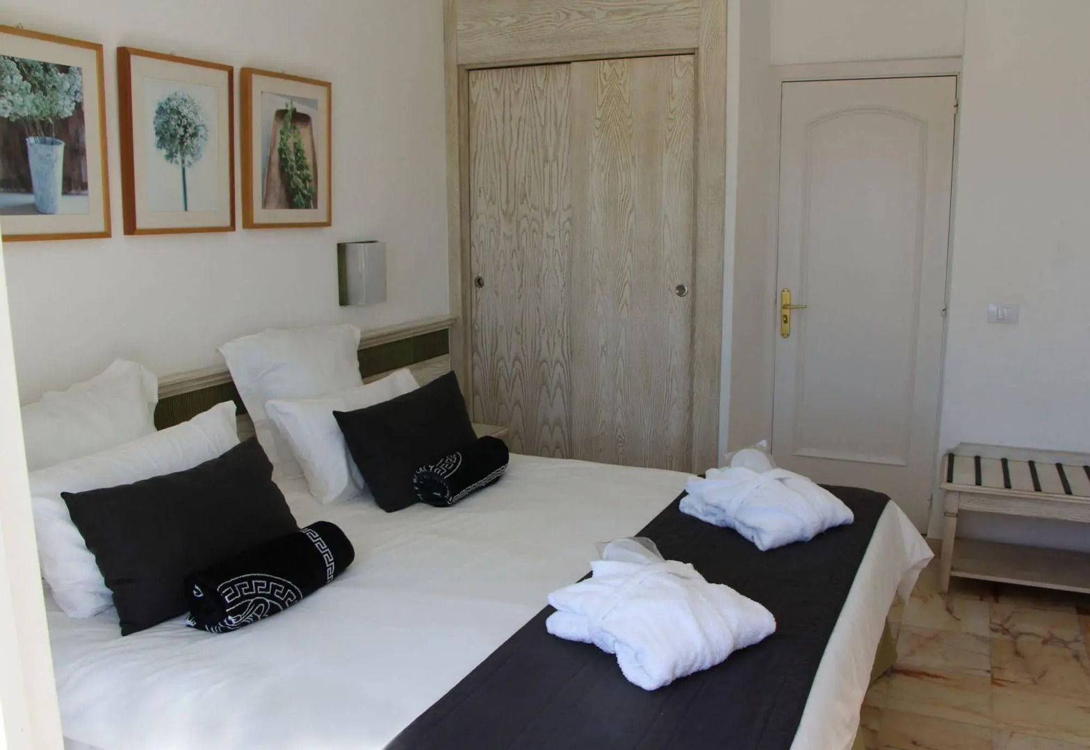 Photo - Vista Bonita - Gay and Lesbian Only Resort