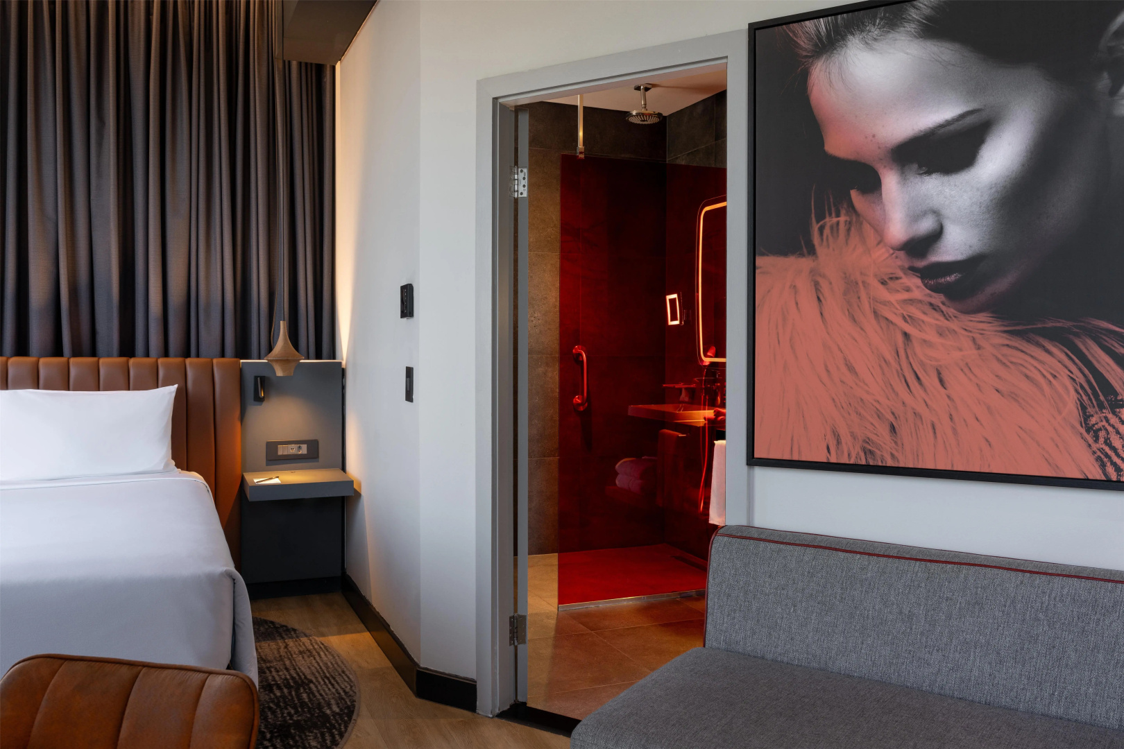 Photo - Radisson RED Hotel, Johannesburg Rosebank
