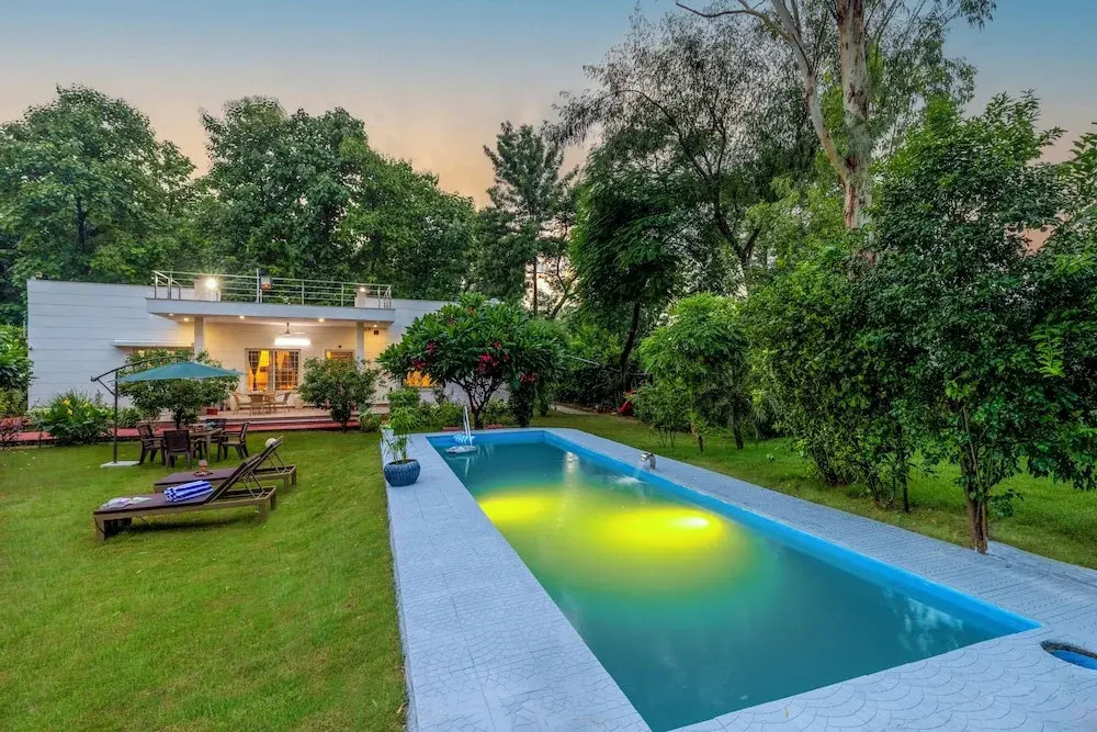 Foto - Alaya Stays 3 BHK Pet friendly with Pvt Pool - Daffodil