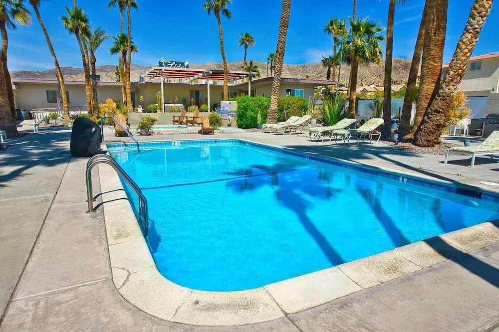 Photo - Lido Palms Resort and Spa