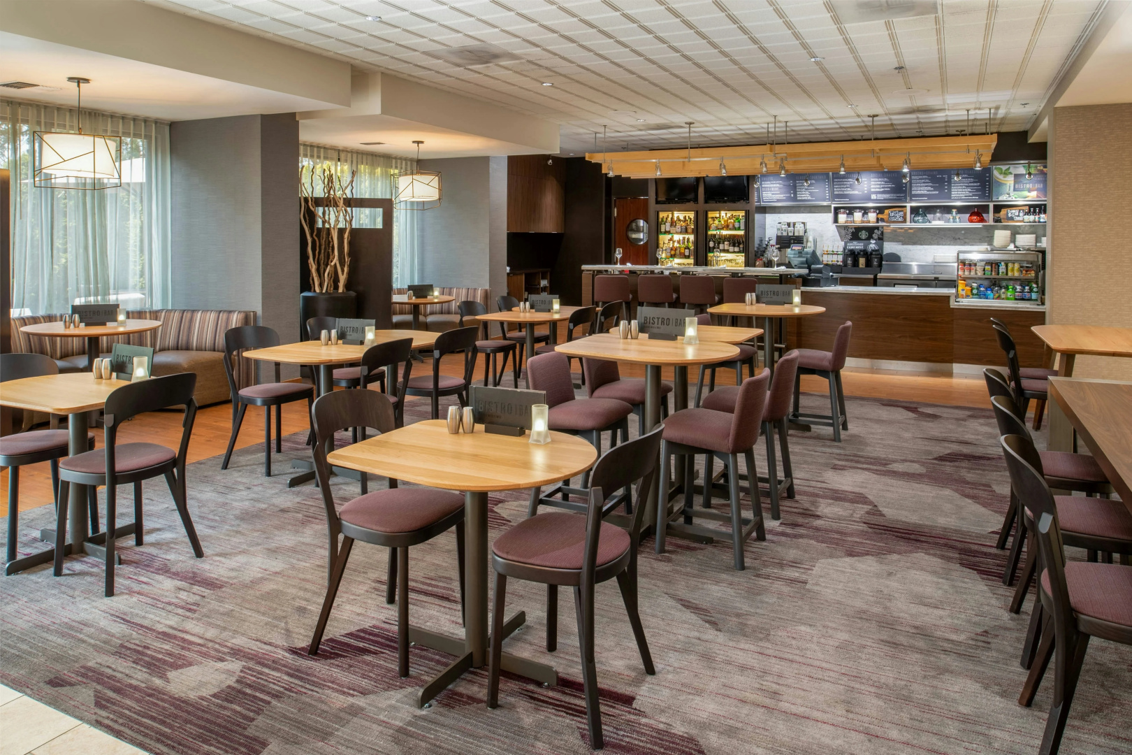 Foto - Courtyard by Marriott Portland Airport