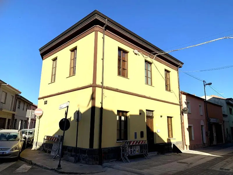 Photo - Domo Achenza