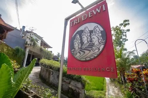 Foto - Tri Dewi Residence by GenuineHost