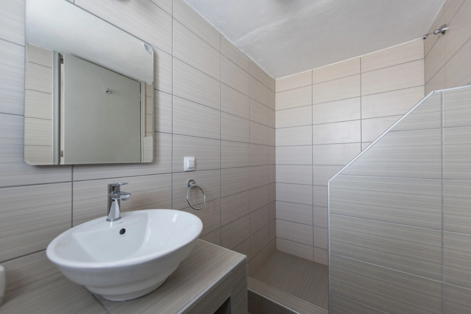 Foto - Thira's Dolphin