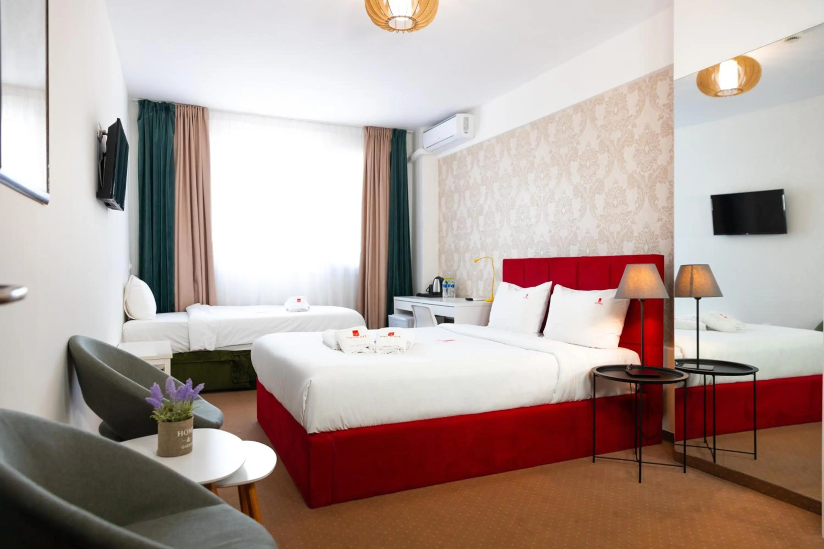 Photo - City Plaza Apartments & Rooms