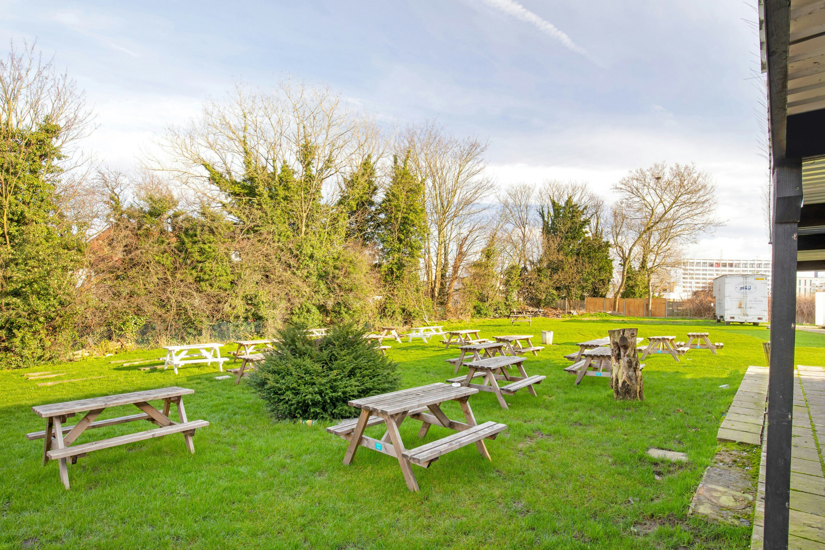 Photo - OYO The Green Man Pub and Hotel