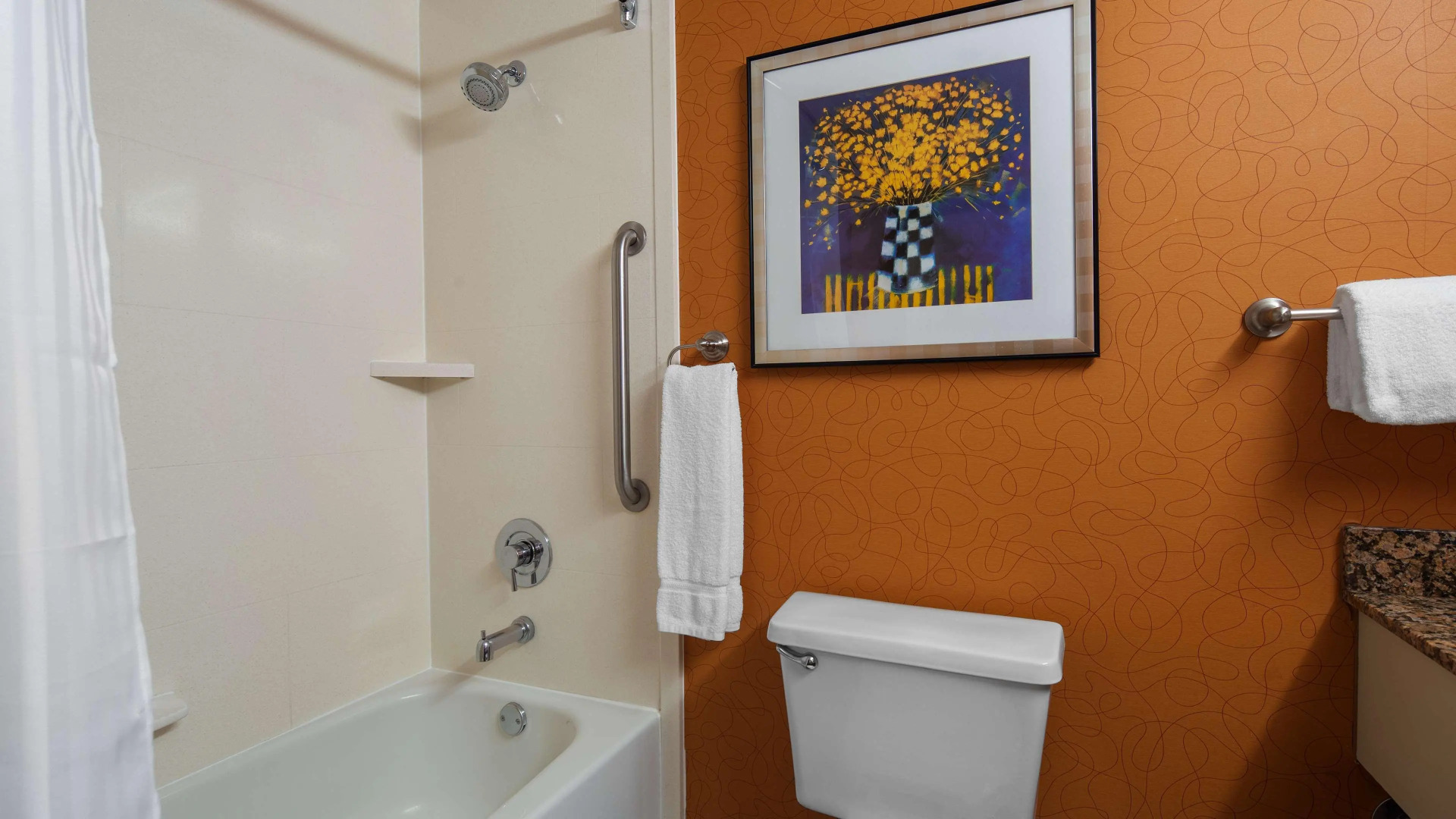 Photo - Best Western Plus Fresno Airport Hotel