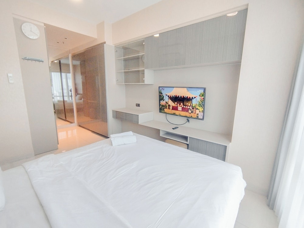 Warm 3Br Direct Access To Mall La Riz Supermall Mansion Apartment