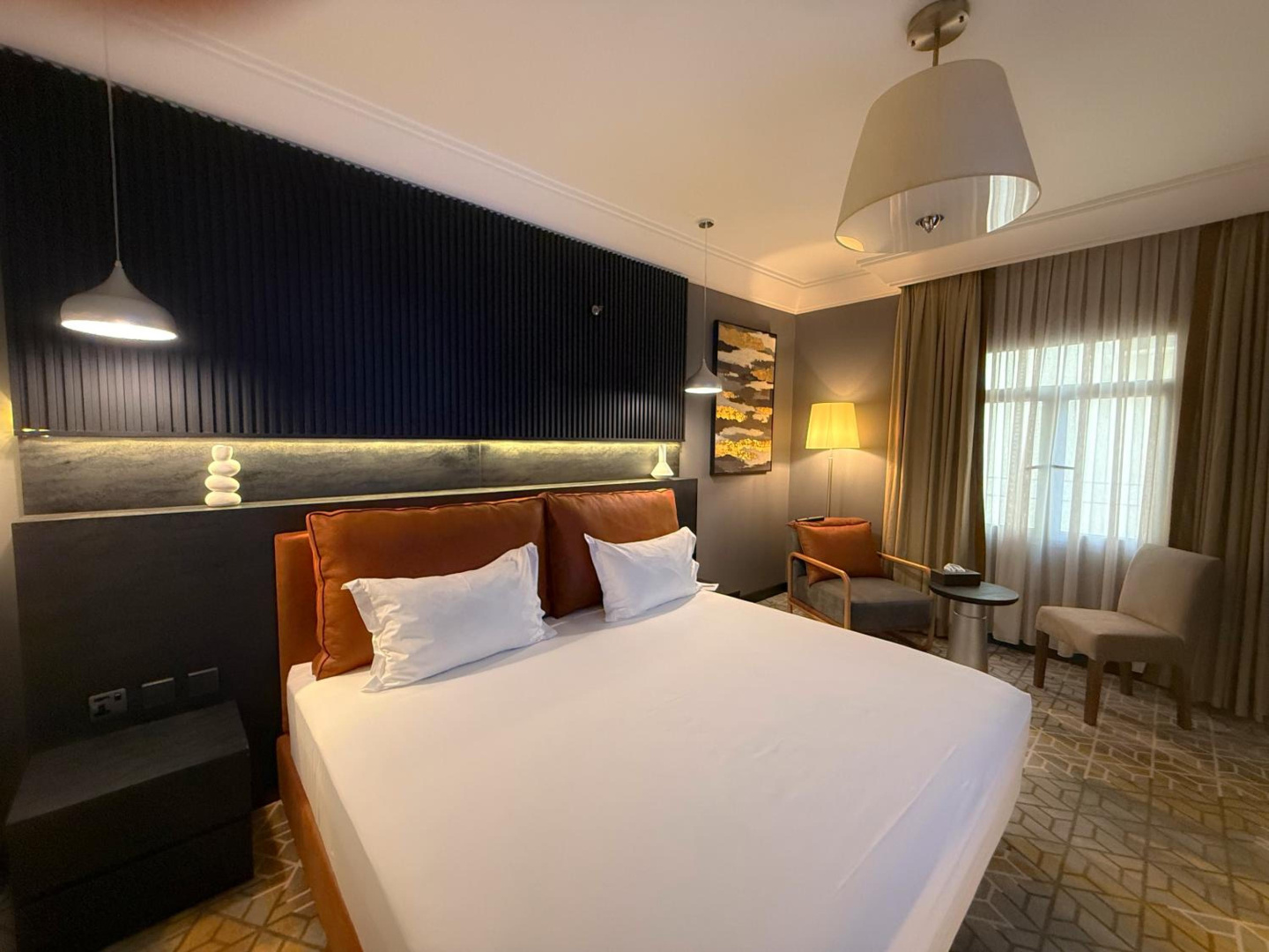 Photo - Crown Town Hotel