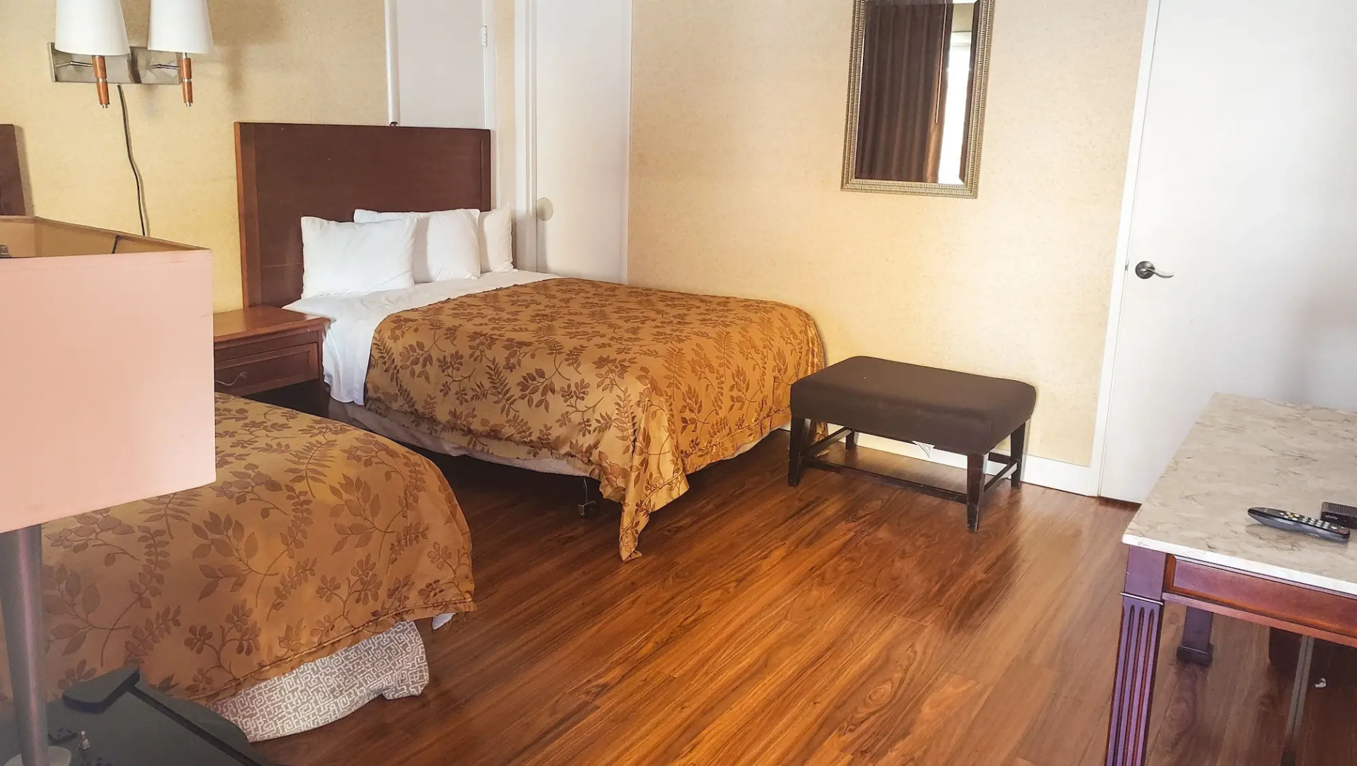 Photo - Pacific Heights Inn