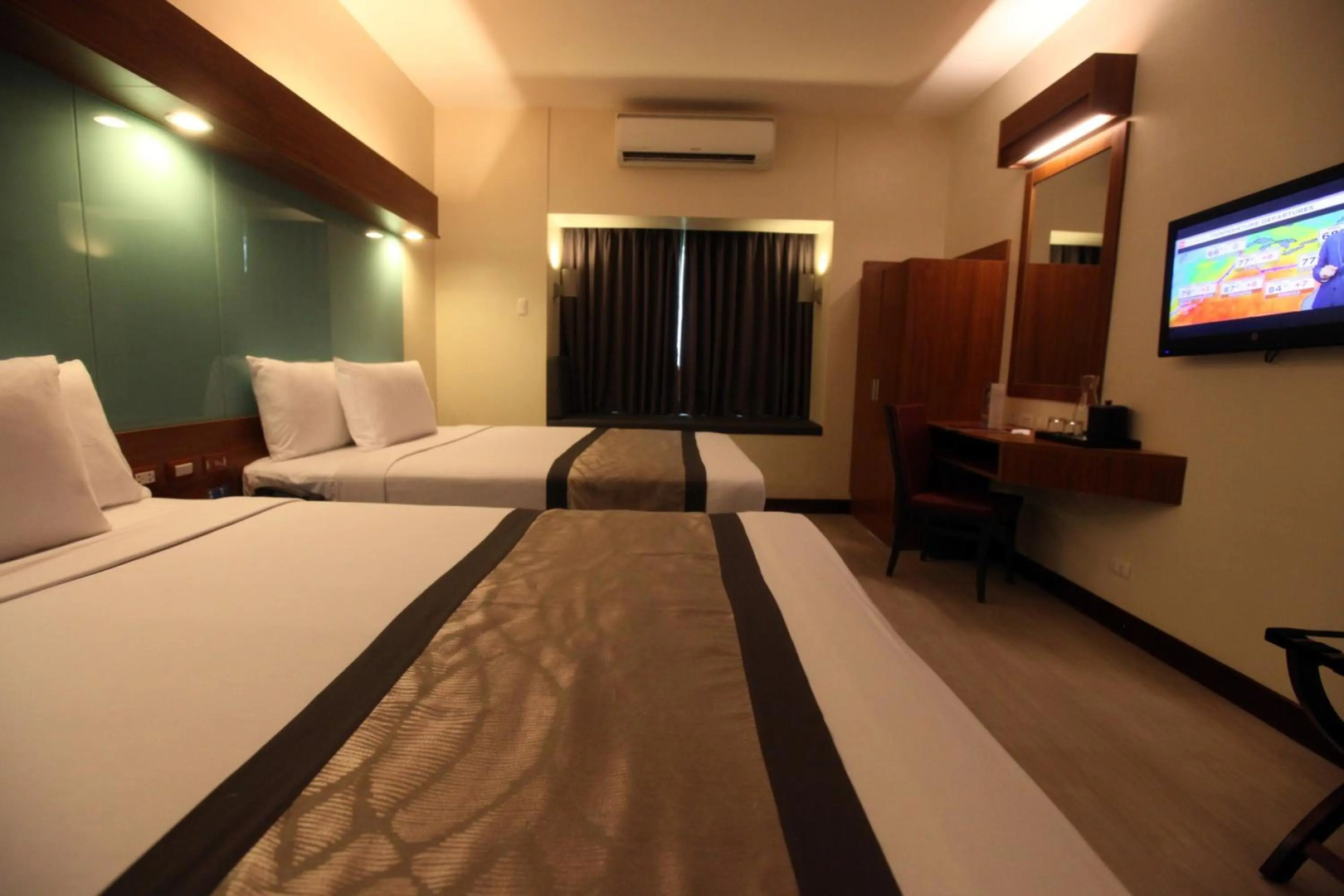 Photo - Microtel by Wyndham UP Technohub