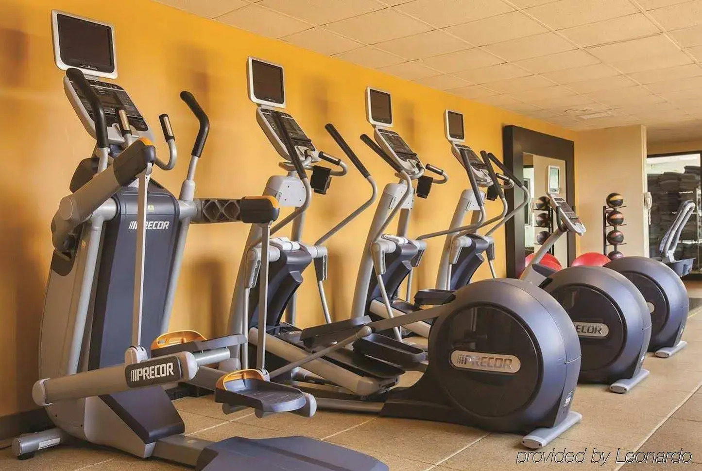 Foto - DoubleTree by Hilton Chicago - Oak Brook