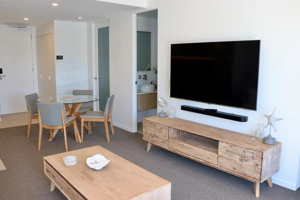 Photo - X Kirra Apartments