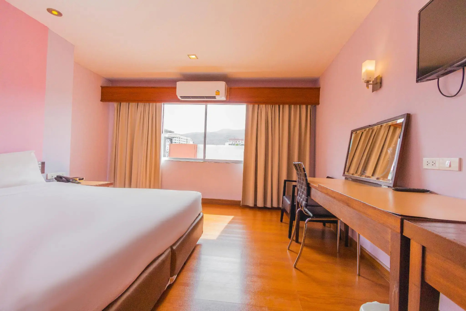 Photo - Mayflower Grande Chiang Mai