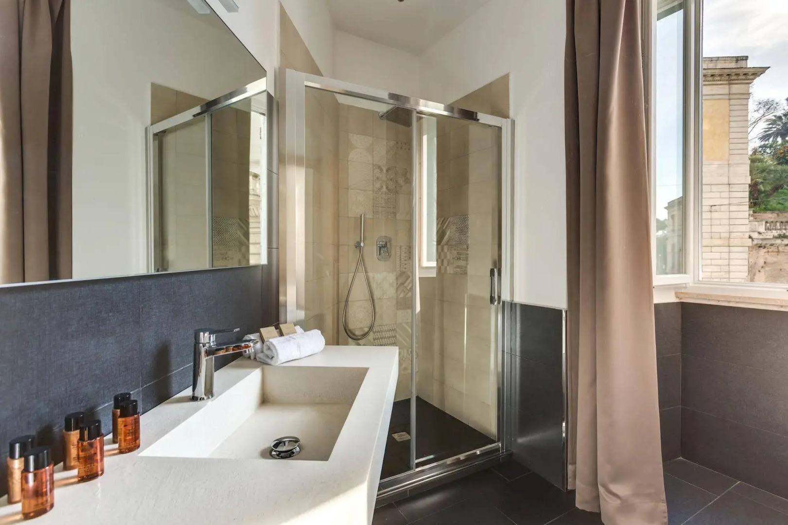 Foto - Trevi Palace Hotel