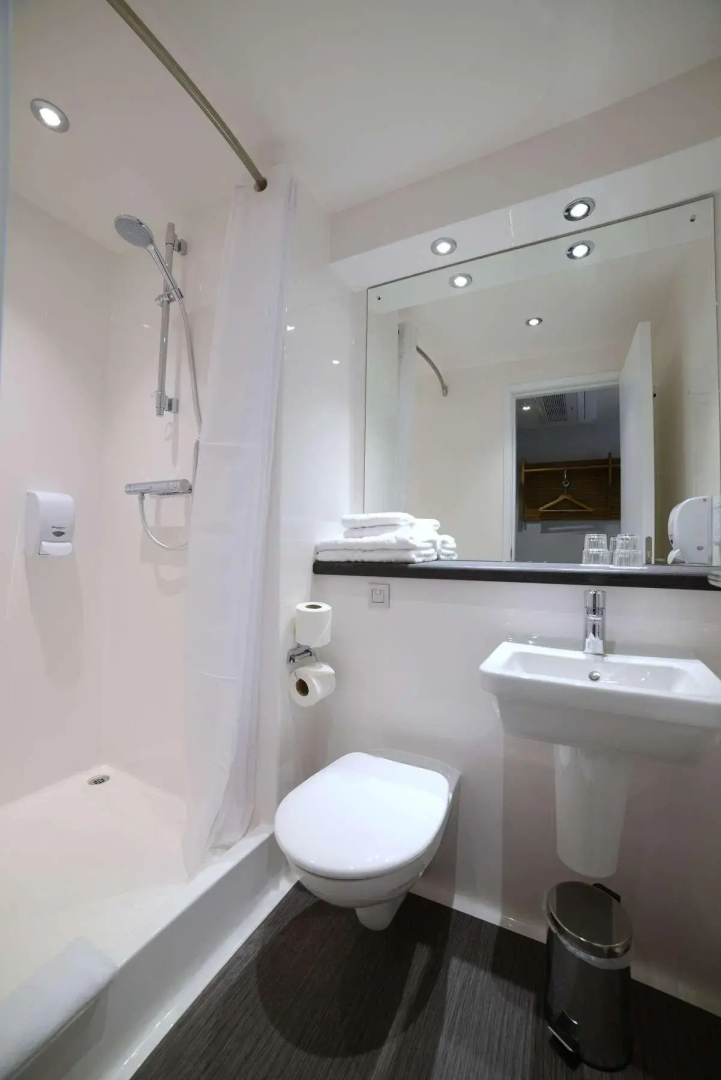 Photo - Travelodge PLUS Dublin City Centre